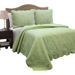 Full queen green cotton quilt bedspread with scalloped borders