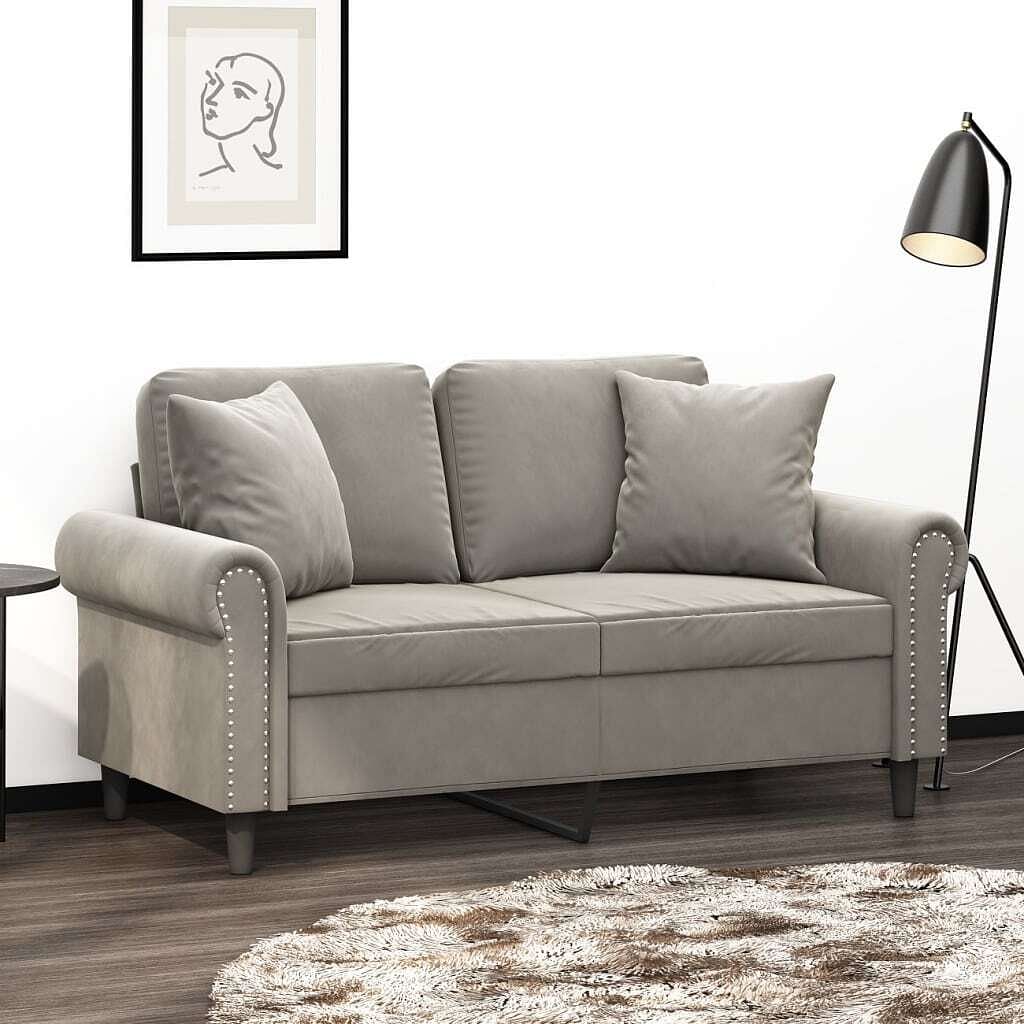 Throw pillow light gray velvet (100% polyester) 16 x 16 in