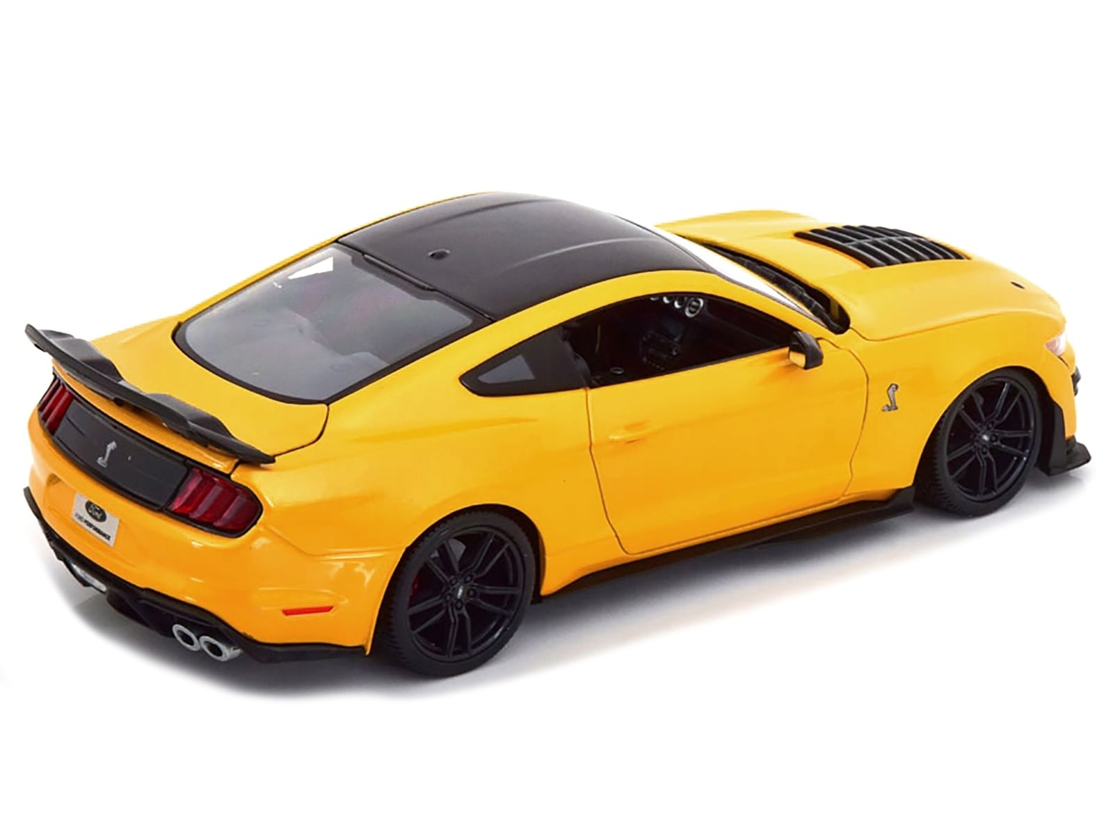 2020 ford mustang shelby gt500 yellow with black top "special edition" 1/18 diecast model car by maisto