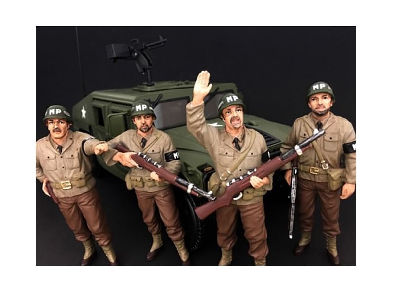 Wwii military police 4 piece figure set for 1:18 scale models by american diorama