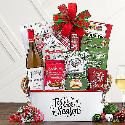 Vintners path chardonnay: holiday wine gift basket